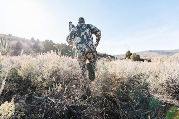 Conquer Any Terrain with Nomad’s Highrange & Stretch-Lite Pant